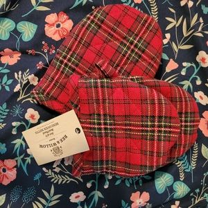 Plaid Oven Mitts